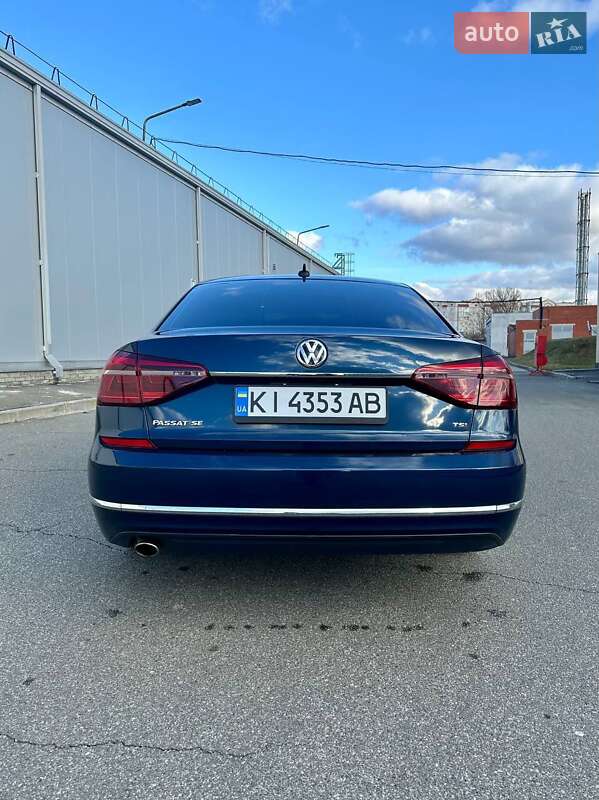 Седан Volkswagen Passat 2017 в Львове
