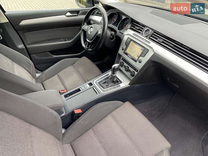Универсал Volkswagen Passat 2014 в Яворове фото 40 Универсал Volkswagen Passat 2014 в Яворове