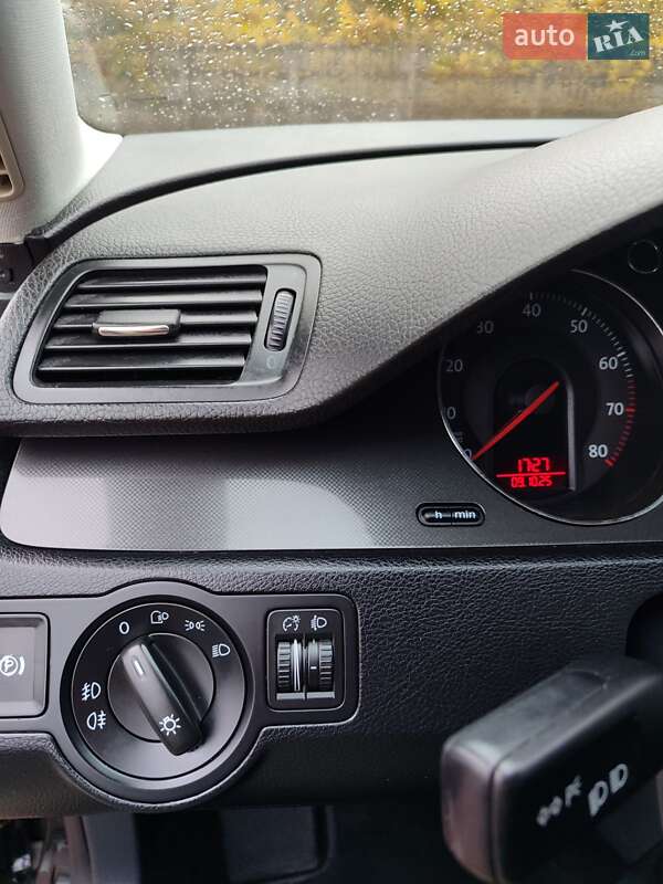 Универсал Volkswagen Passat 2006 в Бердичеве фото 47 Универсал Volkswagen Passat 2006 в Бердичеве