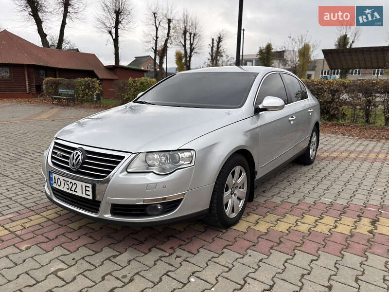 Седан Volkswagen Passat 2006 в Ужгороде