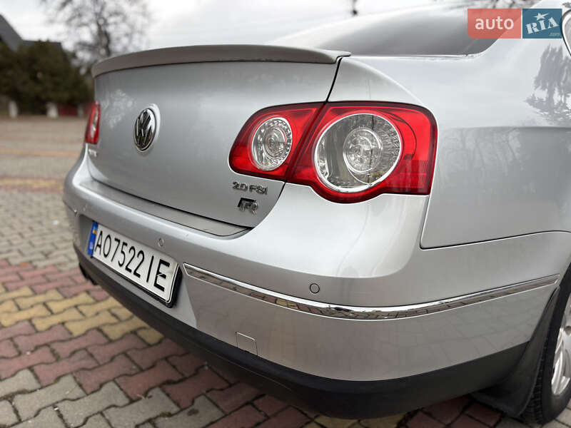 Седан Volkswagen Passat 2006 в Ужгороде