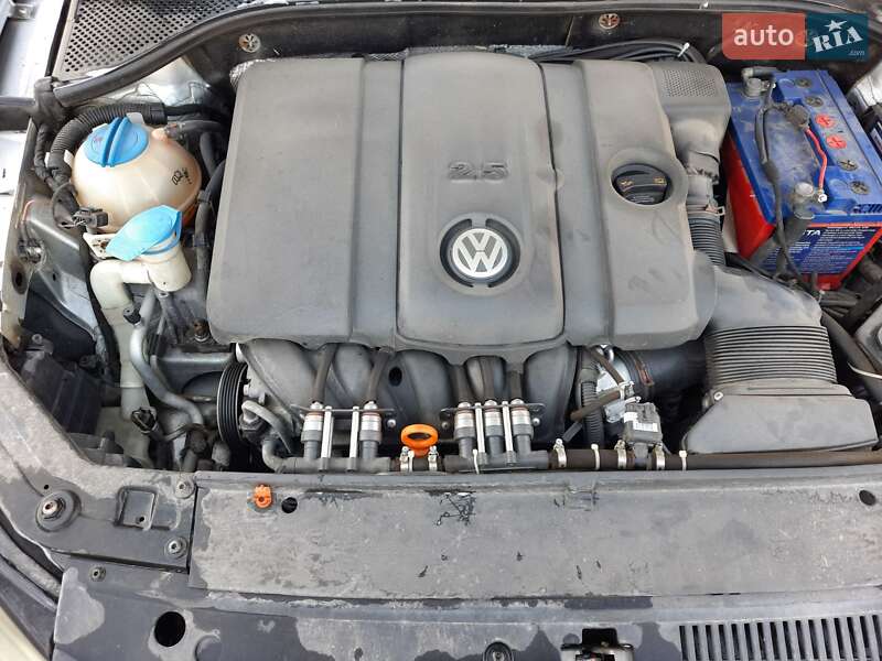 Седан Volkswagen Passat 2012 в Новом Роздоле