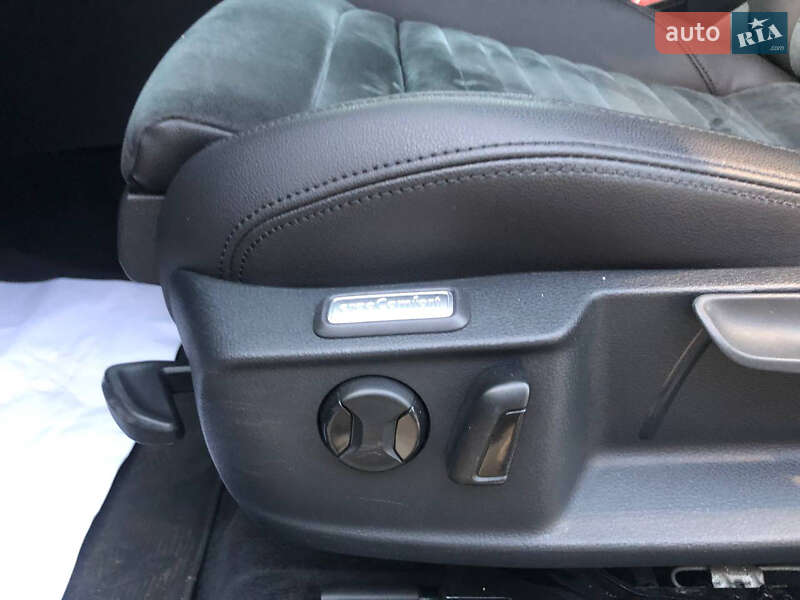 Седан Volkswagen Passat 2016 в Луцке