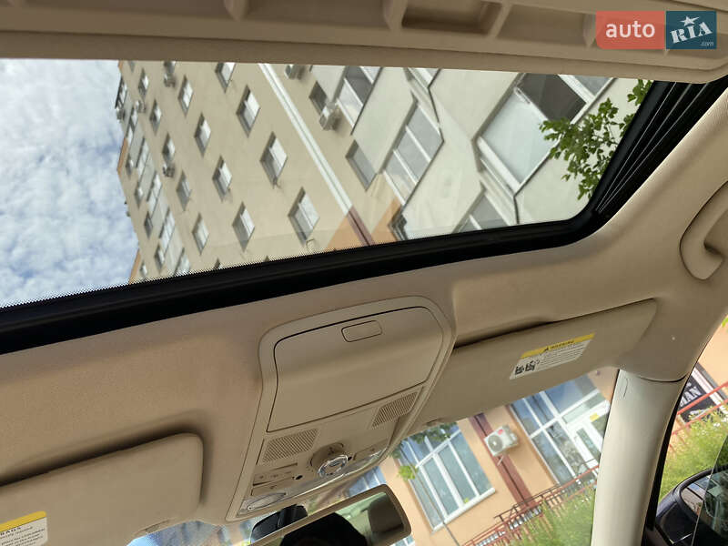 Седан Volkswagen Passat 2013 в Одессе