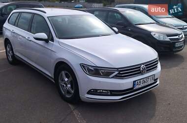 Універсал Volkswagen Passat 2015 в Вінниці