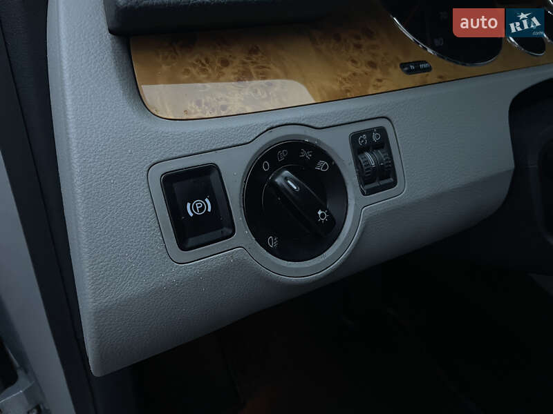 Седан Volkswagen Passat 2005 в Умани