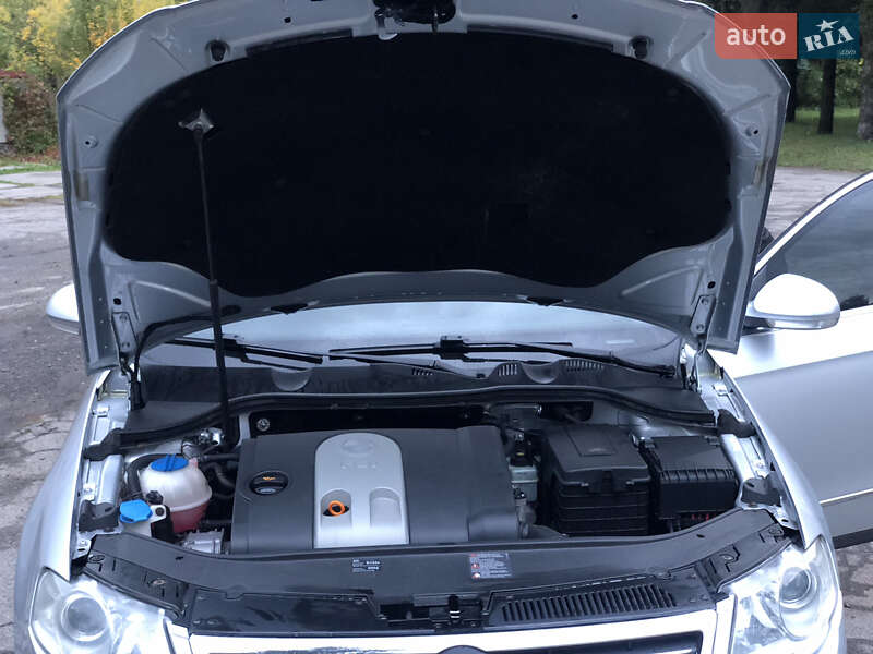 Седан Volkswagen Passat 2005 в Умани