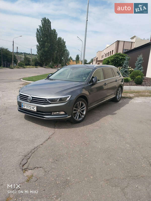 Универсал Volkswagen Passat 2017 в Запорожье