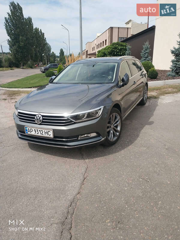 Универсал Volkswagen Passat 2017 в Запорожье
