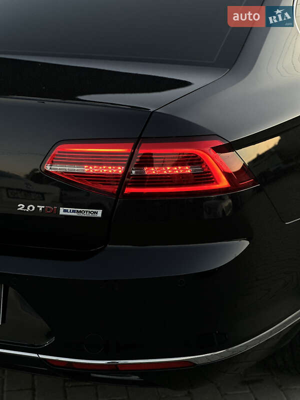 Седан Volkswagen Passat 2016 в Ужгороде