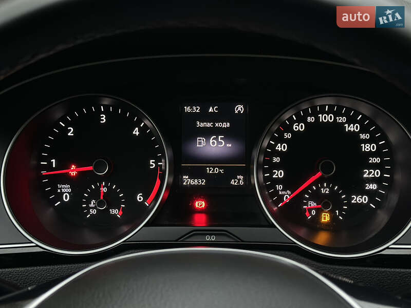 Универсал Volkswagen Passat 2016 в Одессе фото 12 Универсал Volkswagen Passat 2016 в Одессе