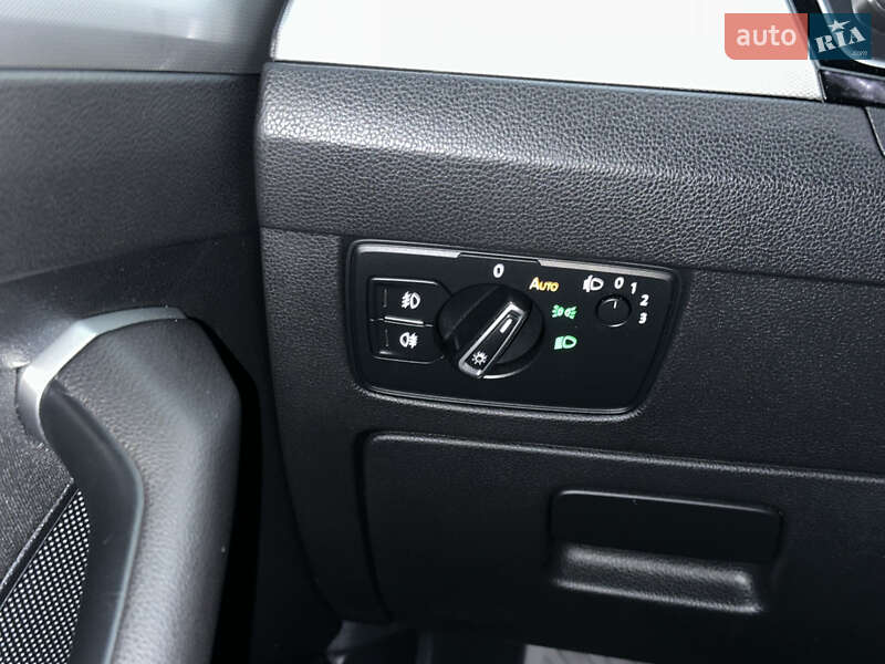 Универсал Volkswagen Passat 2016 в Одессе фото 17 Универсал Volkswagen Passat 2016 в Одессе