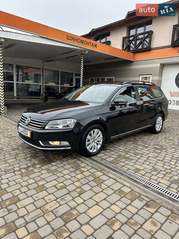 Универсал Volkswagen Passat 2013 в Сваляве