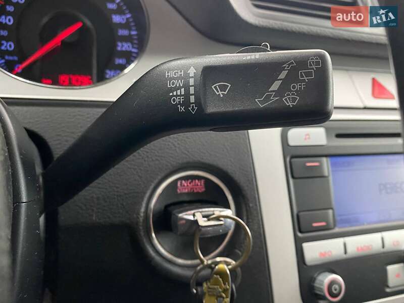 Универсал Volkswagen Passat 2008 в Киеве