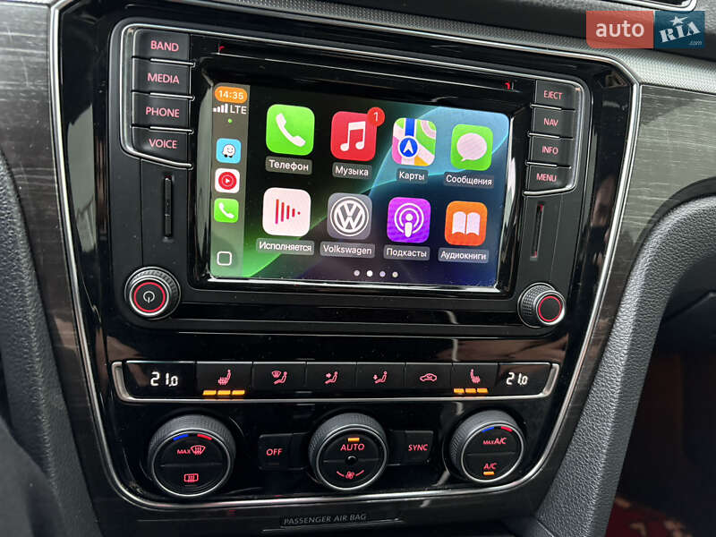 Седан Volkswagen Passat 2017 в Киеве