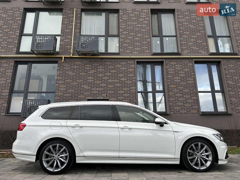 Універсал Volkswagen Passat 2017 в Львові