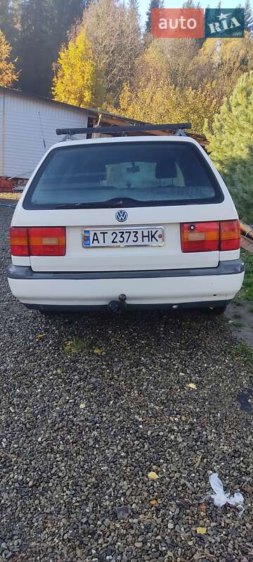 Універсал Volkswagen Passat 1995 в Верховині