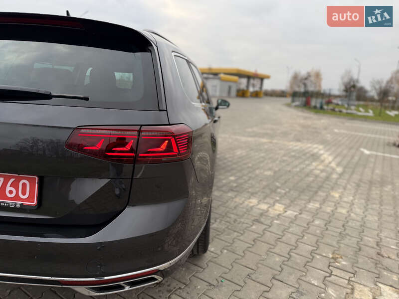 Универсал Volkswagen Passat 2021 в Луцке