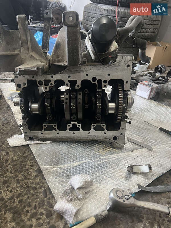 Универсал Volkswagen Passat 1997 в Городке