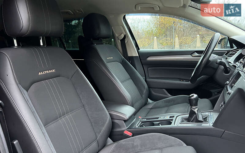 Универсал Volkswagen Passat 2015 в Львове