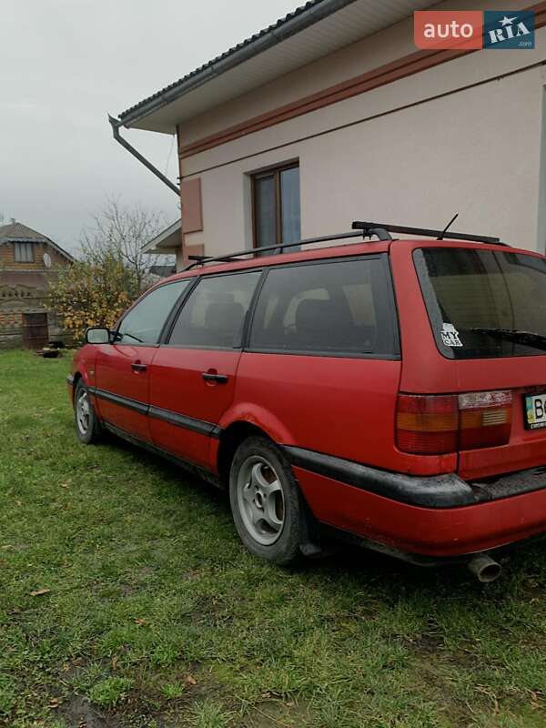 Універсал Volkswagen Passat 1994 в Івано-Франківську