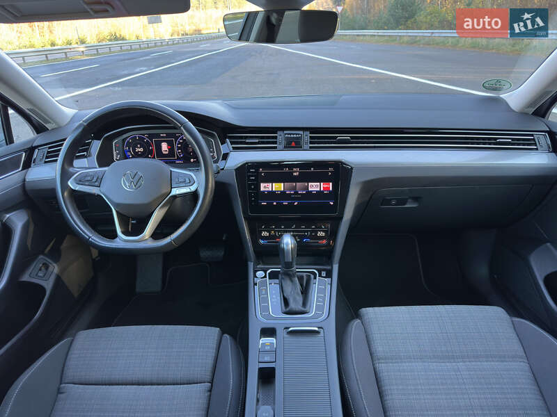Универсал Volkswagen Passat 2021 в Ковеле