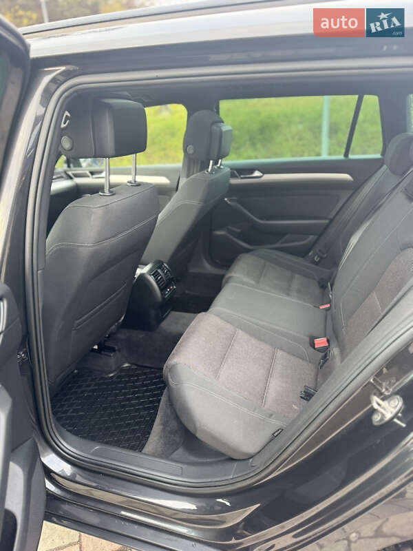 Универсал Volkswagen Passat 2019 в Николаеве фото 19 Универсал Volkswagen Passat 2019 в Николаеве