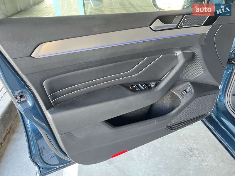 Универсал Volkswagen Passat 2020 в Львове фото 14 Универсал Volkswagen Passat 2020 в Львове