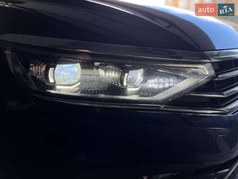 Универсал Volkswagen Passat 2020 в Львове фото 24 Универсал Volkswagen Passat 2020 в Львове