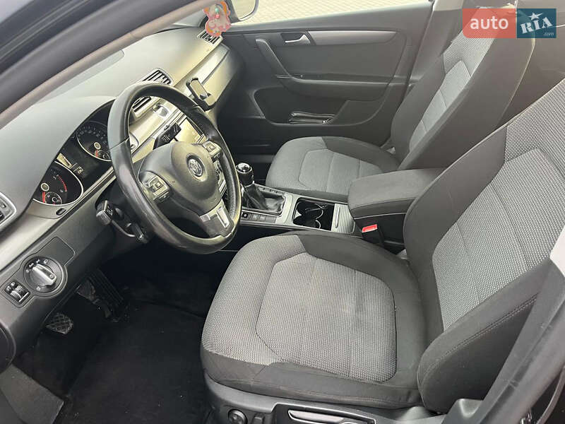 Универсал Volkswagen Passat 2012 в Ковеле