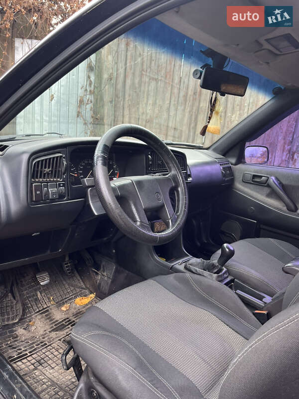 Седан Volkswagen Passat 1991 в Харькове фото 9 Седан Volkswagen Passat 1991 в Харькове