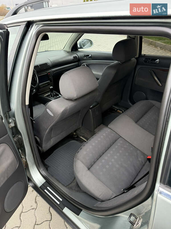 Универсал Volkswagen Passat 2004 в Львове