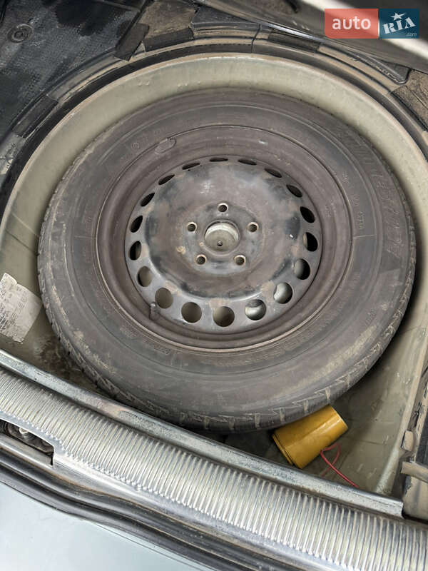 Универсал Volkswagen Passat 2004 в Львове