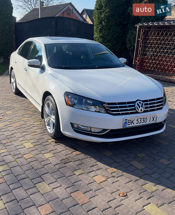 Седан Volkswagen Passat 2014 в Ровно фото 6 Седан Volkswagen Passat 2014 в Ровно