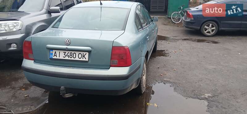 Седан Volkswagen Passat 2000 в Ракитном
