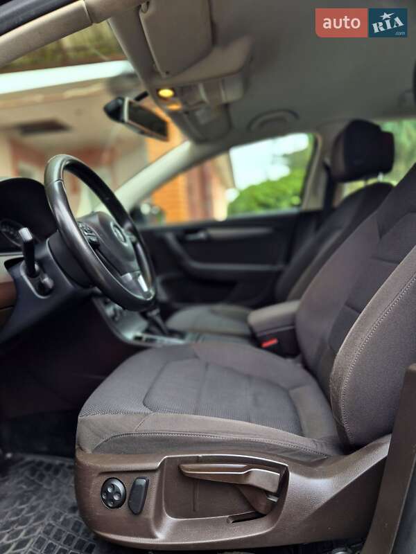 Универсал Volkswagen Passat 2013 в Запорожье