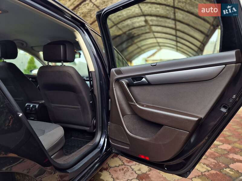 Универсал Volkswagen Passat 2013 в Запорожье