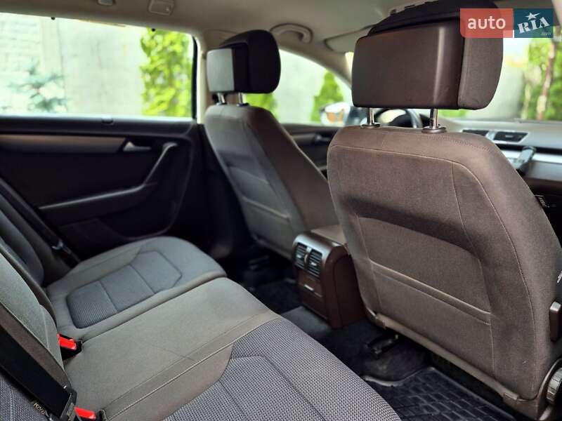 Универсал Volkswagen Passat 2013 в Запорожье