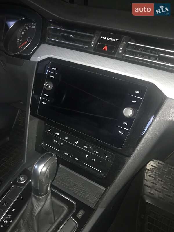 Седан Volkswagen Passat 2020 в Самборе фото 10 Седан Volkswagen Passat 2020 в Самборе
