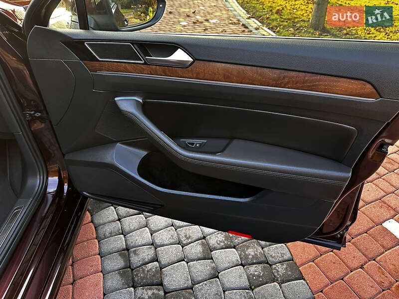 Универсал Volkswagen Passat 2018 в Хусте фото 69 Универсал Volkswagen Passat 2018 в Хусте