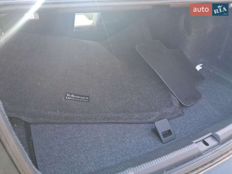 Седан Volkswagen Passat 2015 в Измаиле