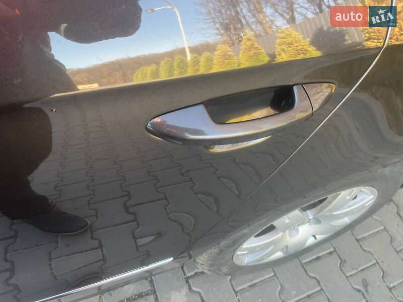 Универсал Volkswagen Passat 2010 в Тернополе