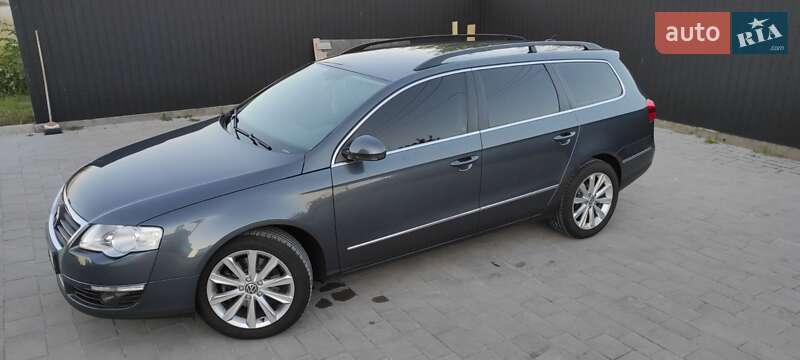 Универсал Volkswagen Passat 2009 в Мостиске