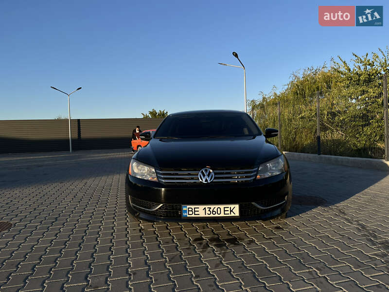 Седан Volkswagen Passat 2013 в Николаеве