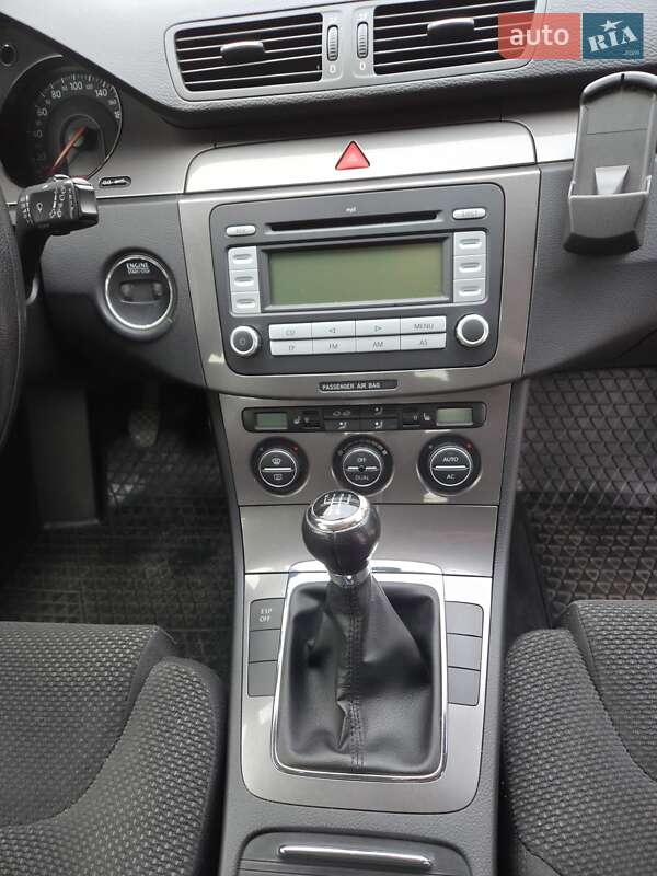 Универсал Volkswagen Passat 2007 в Луцке