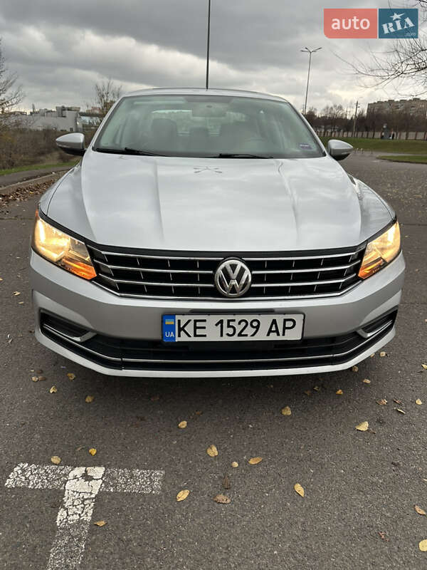 Седан Volkswagen Passat 2016 в Кривом Роге фото 9 Седан Volkswagen Passat 2016 в Кривом Роге