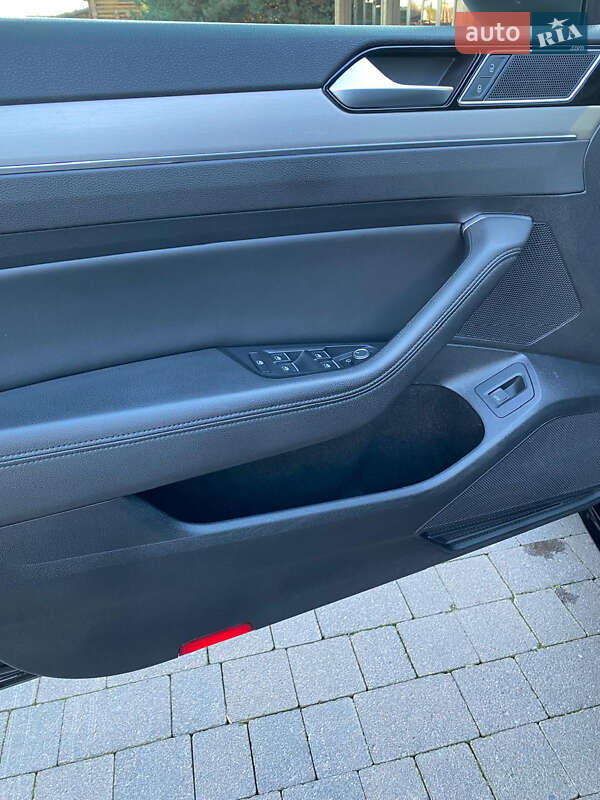 Универсал Volkswagen Passat 2019 в Луцке