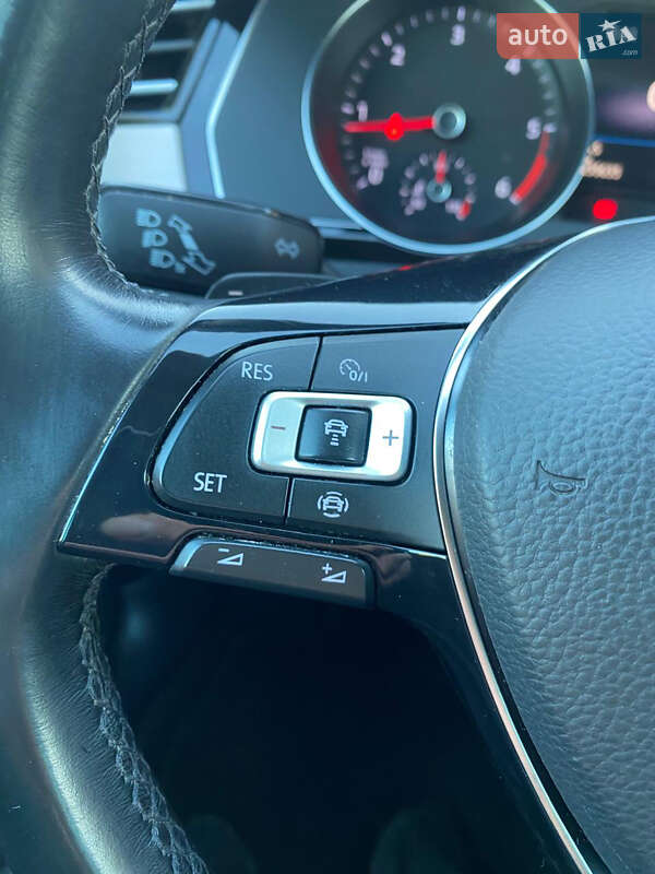 Универсал Volkswagen Passat 2019 в Луцке