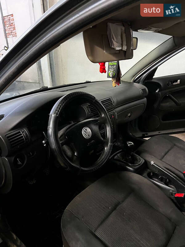 Универсал Volkswagen Passat 2003 в Виноградове фото 4 Универсал Volkswagen Passat 2003 в Виноградове