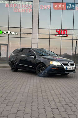 Универсал Volkswagen Passat 2006 в Хмельницком